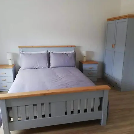 Prázdninový dům 4-bed House In Rosslare With Swimming Pool Mervyn