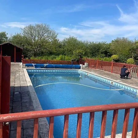 4-bed House In Rosslare With Swimming Pool Prázdninový dům Mervyn