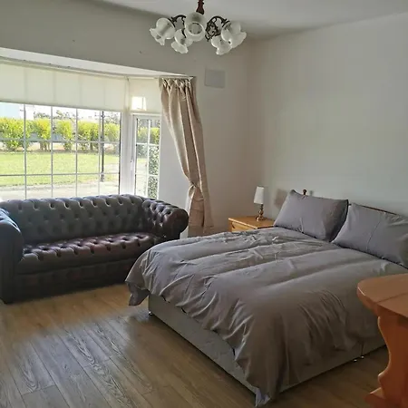 Prázdninový dům 4-bed House In Rosslare With Swimming Pool *