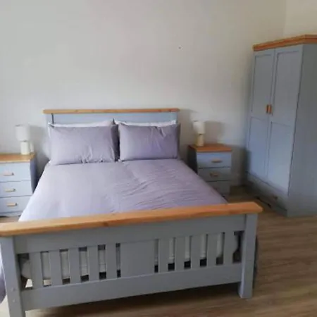 4-bed House In Rosslare With Swimming Pool Mervyn
